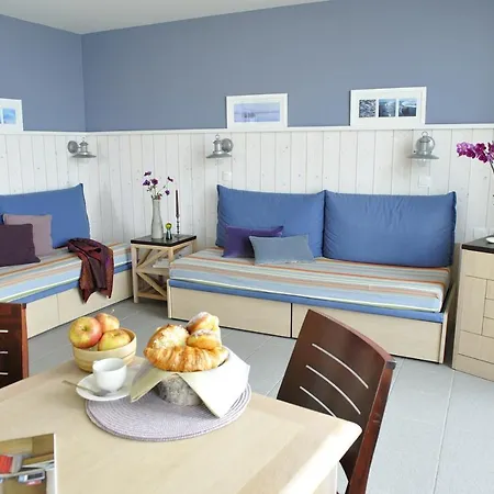 De La Plage 2p 4 *